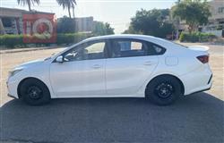 كيا سيراتو